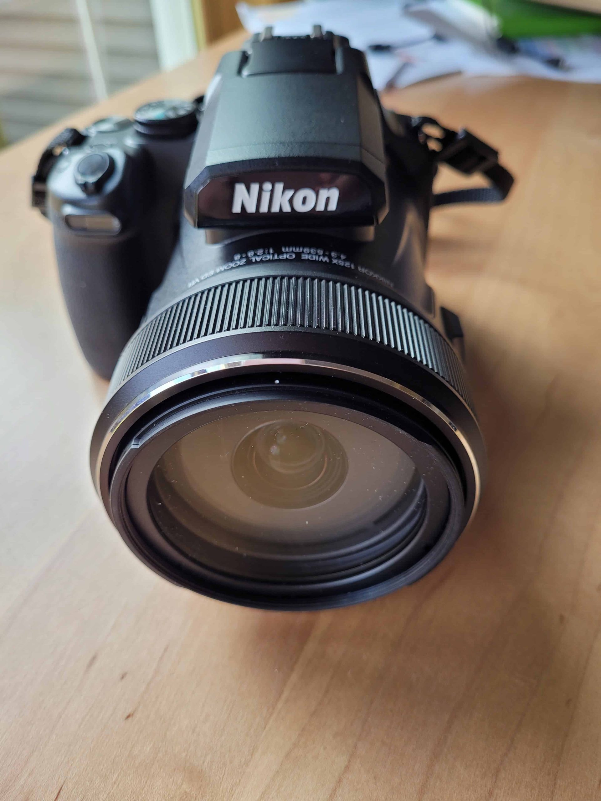 Nikon Coolpix P1000 cámara superzoom para observación de aves